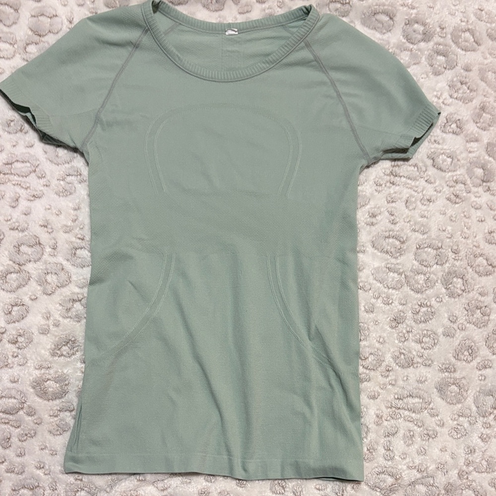 Swiftly Tech Short-Sleeve Shirt 2.0